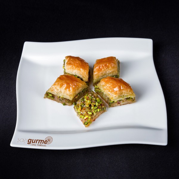 Şaşı Gurme - Fıstıklı Baklava