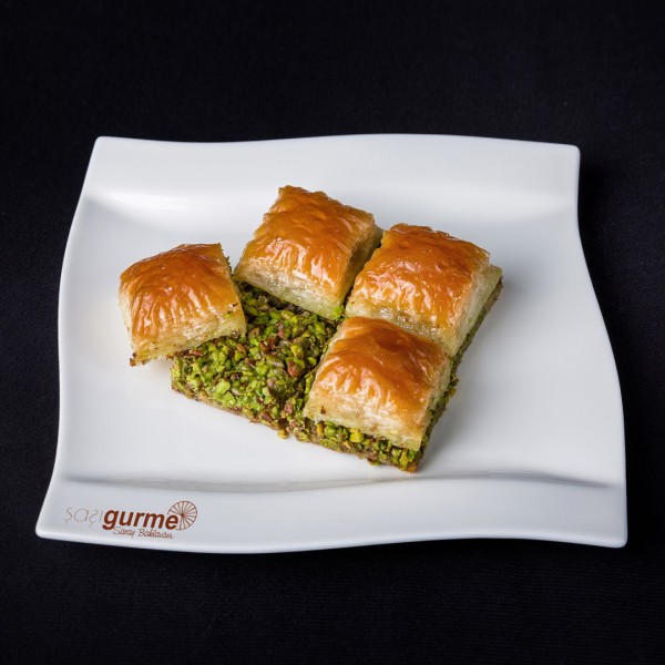 Şaşı Gurme - Özel Kare Baklava